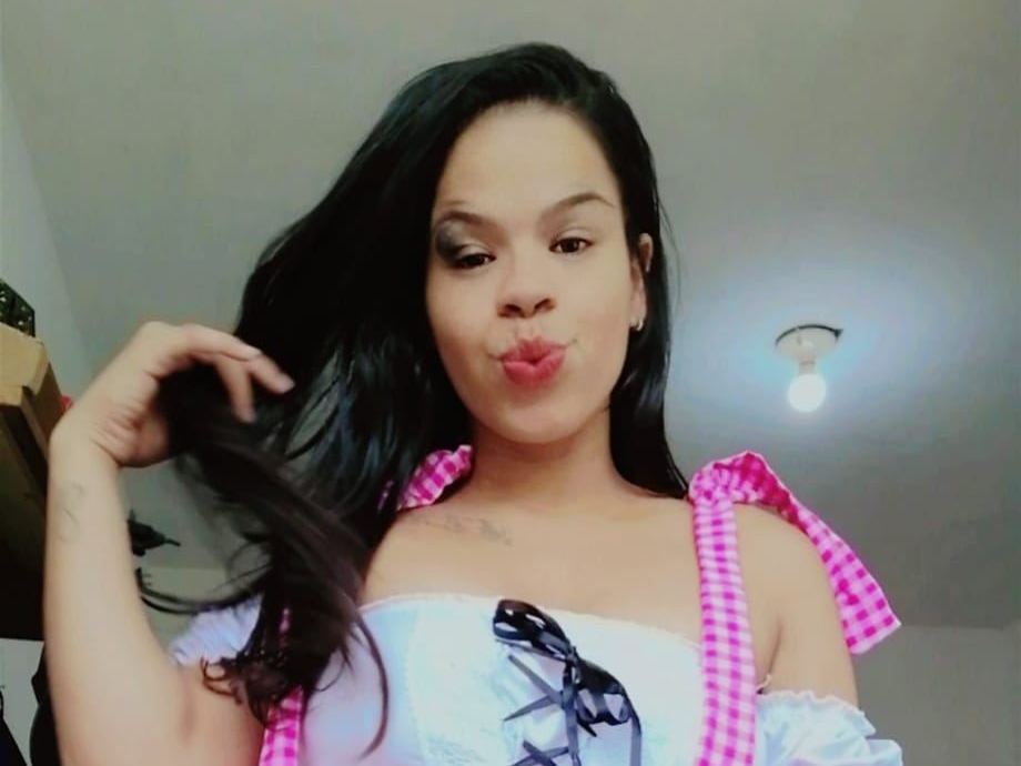 Pamela_23's profile - Image n°0