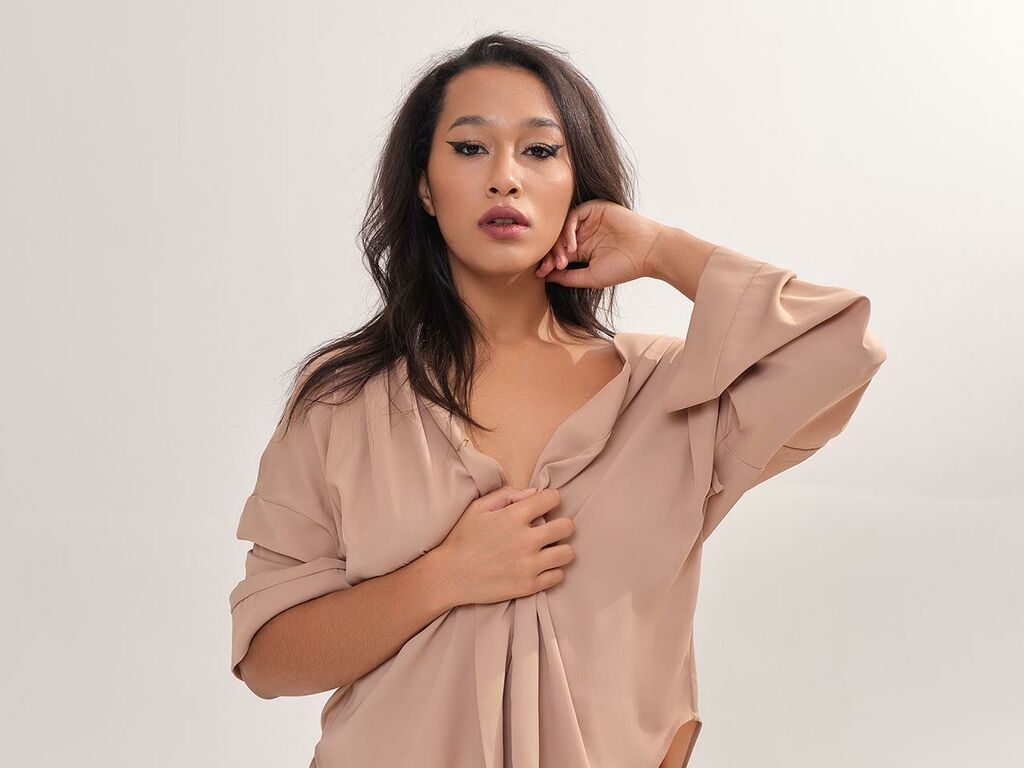 PamelaEdwards's profile - Image n°3