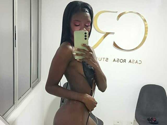 Pamelaparker's profile - Image n°1