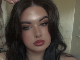 Webcam sex met Peachydoll23x
