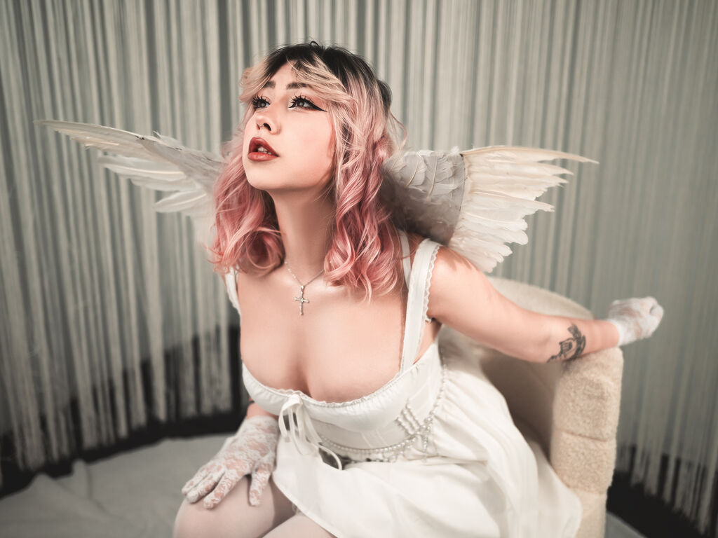 Pennymaay's profile - Image n°4