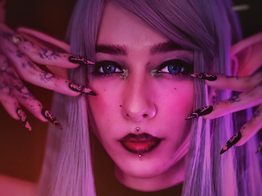 Perfil con Persefone333 - Imagen  n°0