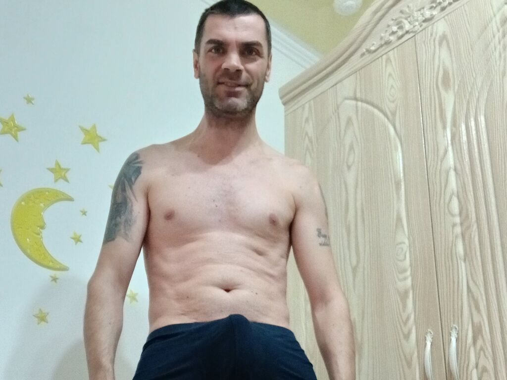 Peterjosh's profile - Image n°0