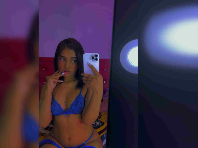 Perfil con LittleGlr4U - Imagen  n°9