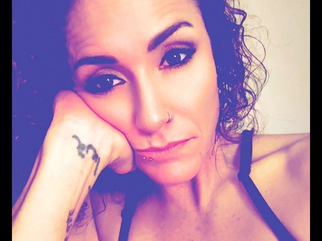 Profil de Petitemarieethareal - Photo n°1