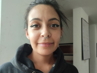 Petitte30's Sexcam