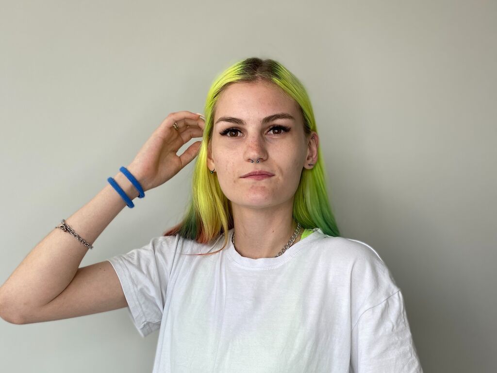 Petraakerley's profile - Image n°0