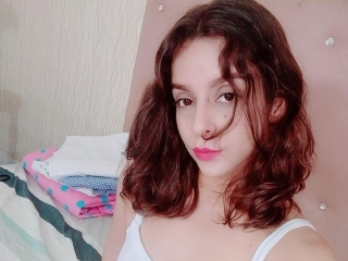 Sexcam Live Show von Pettitefemm