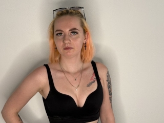 Webcam sex con Petulahelms