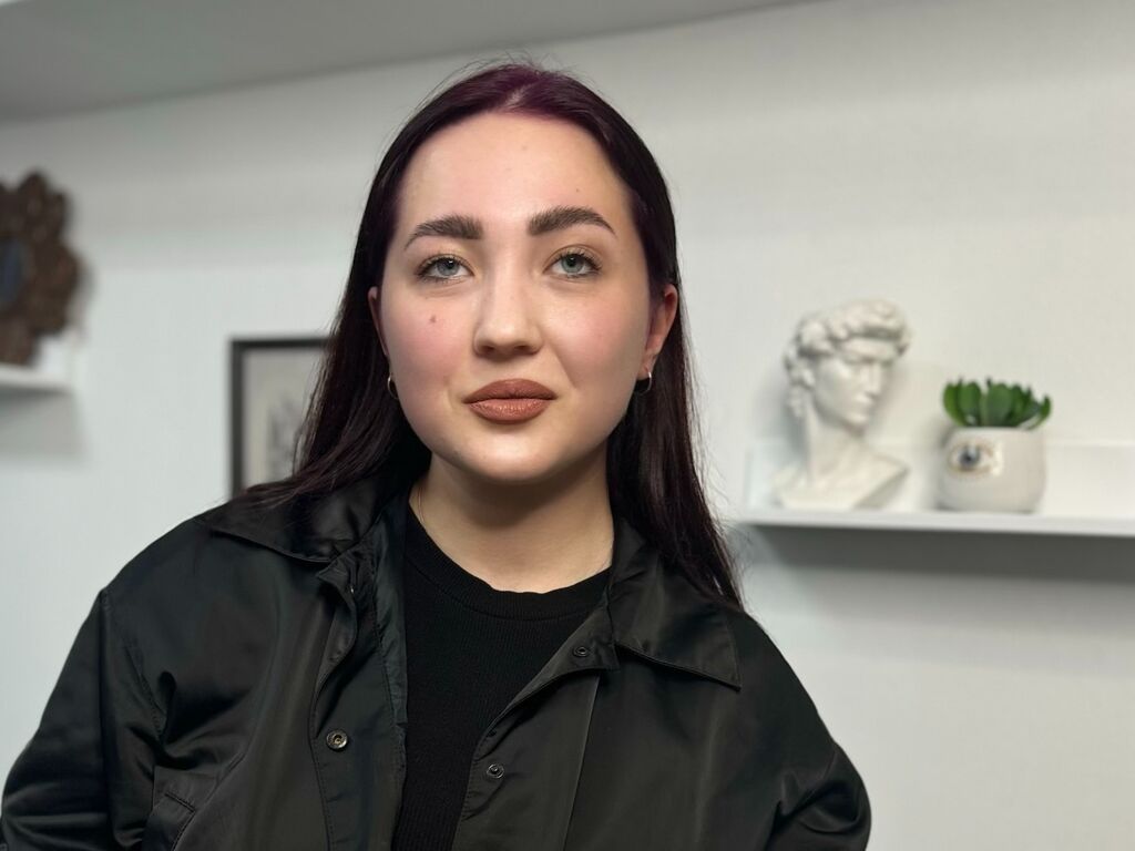 Philomenaedger's profile - Image n°0