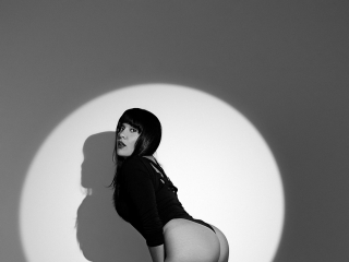 Piercingeyees's Sexcam