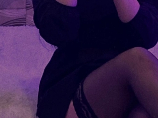 Pikkolamedeea's Sexcam