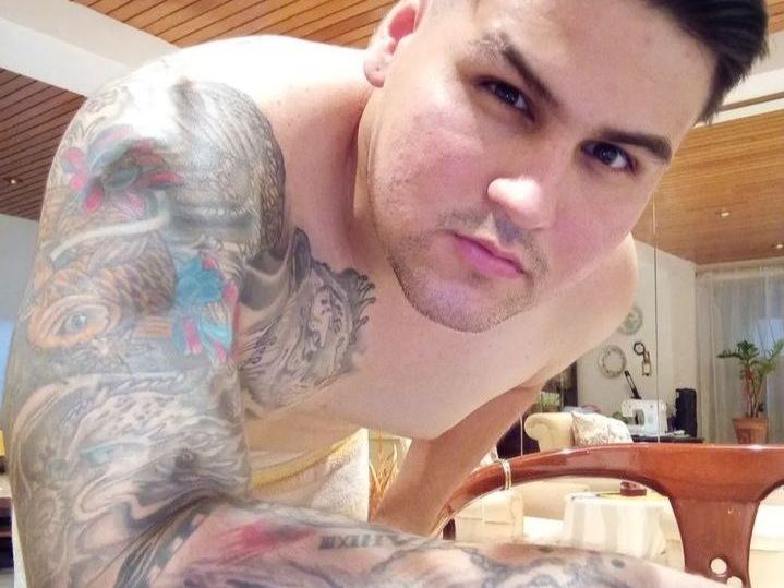 Perfil con Pitbullyveryhot - Imagen  n°0