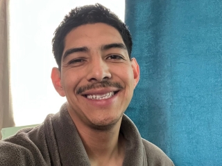 Sexo por webcam con Pleasurecris