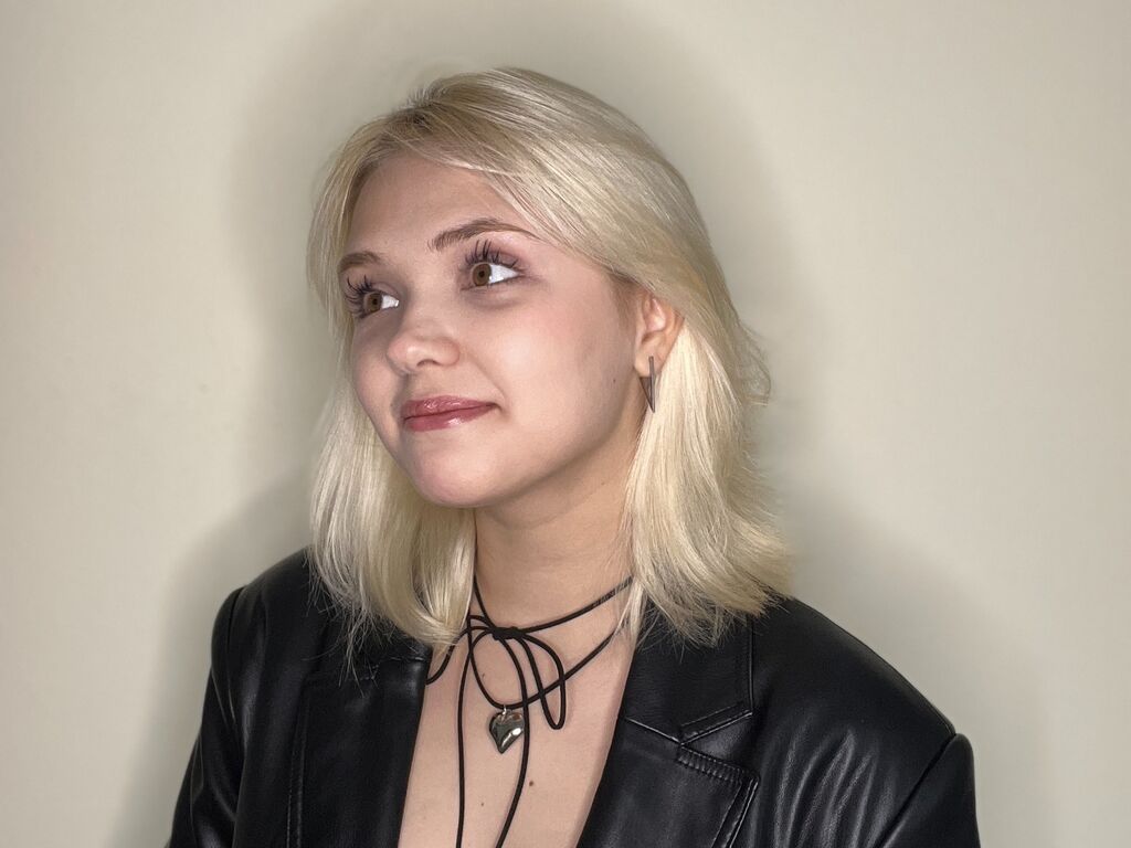 Portiafeathers's profile - Image n°0