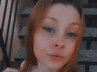 Prettyfaceskinnywaist's Sexcam