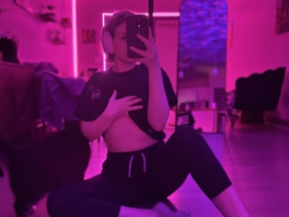 Prettykitty2002's Sexcam
