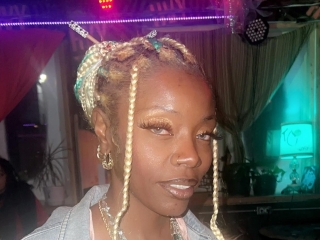 Prettylynngolden's Sexcam