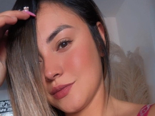 Princes_Roose's Sexcam