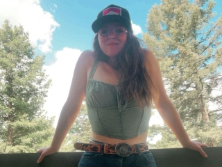 Pumpkincowgirl019's Sexcam