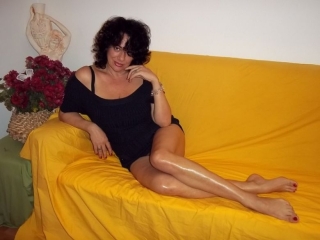 QueenFeetKari's Sexcam