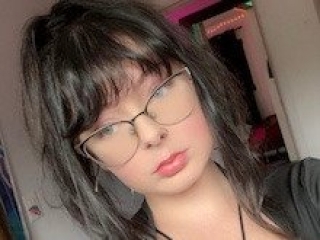 Webcam sex con Qiaralee