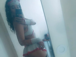 Sexo por webcam con Queen_Emma