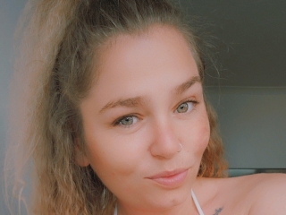 Sexcam Live Show von Queenbee_X