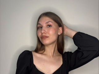 Webcam sex con Queeniecage