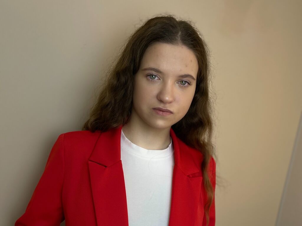 Queeniedennett's profile - Image n°0