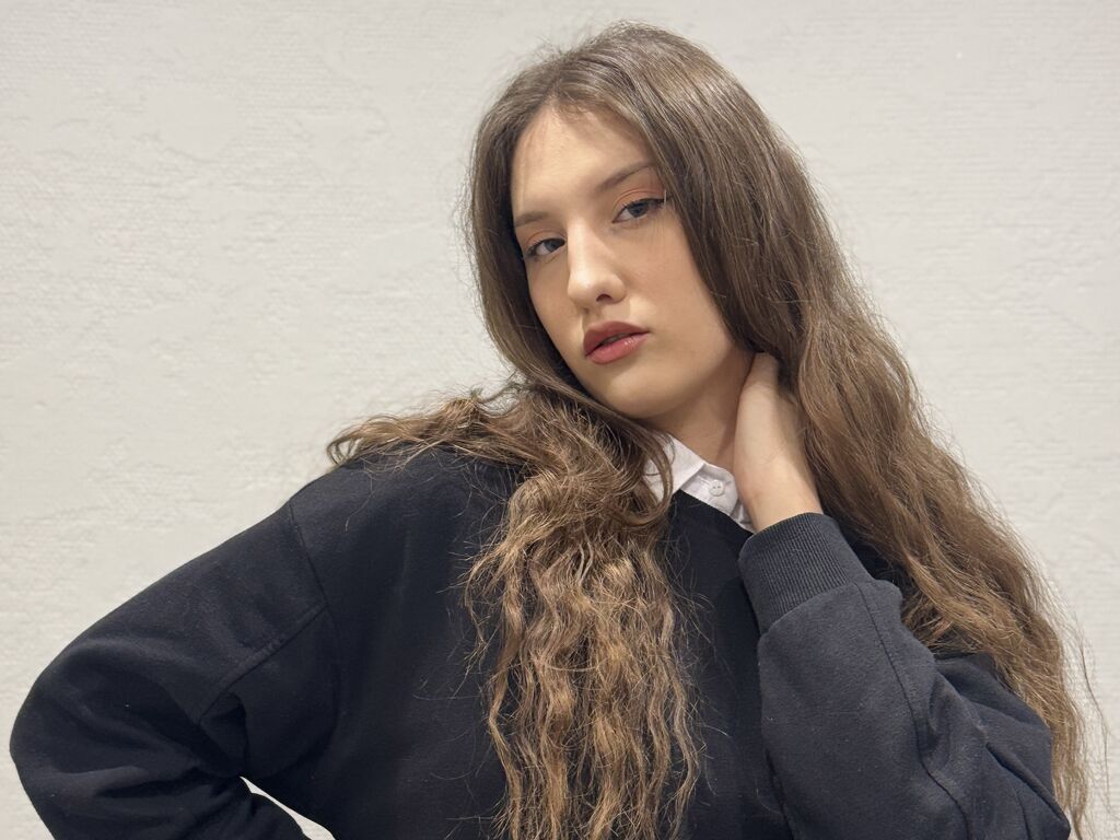 Queeniehankins's profile - Image n°0