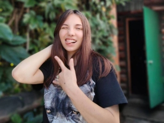 Queeniehemigy's Sexcam