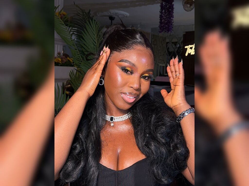 Queenross's profile - Image n°1