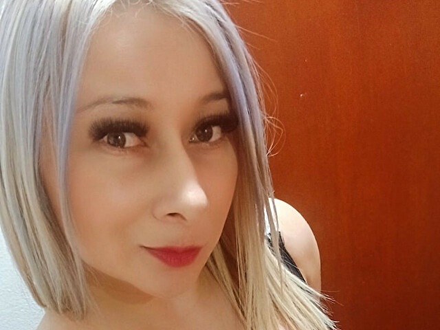 RainaAss's profile - Image n°3