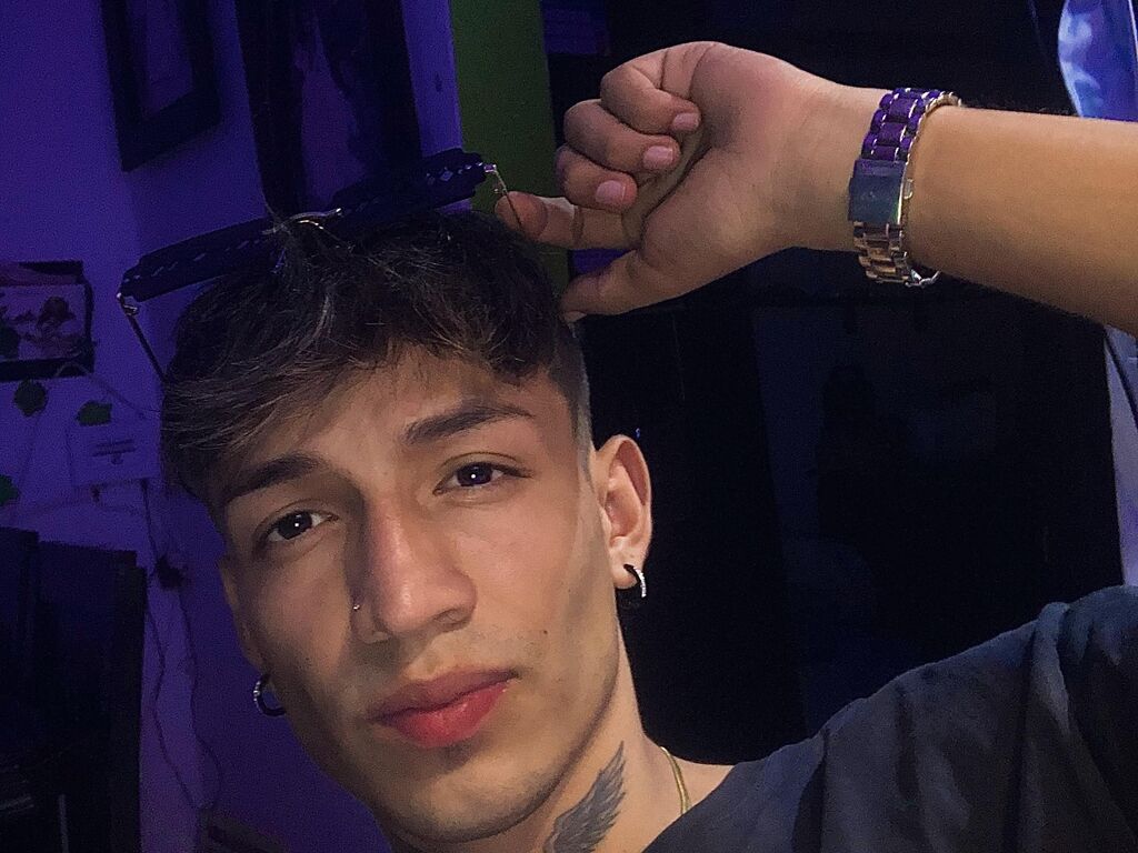 Randycruz's profile - Image n°1
