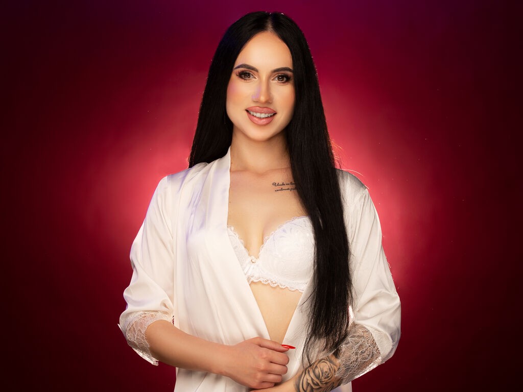 Raquellewest's profile - Image n°0