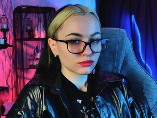 Sexo por webcam con Ravenamorris
