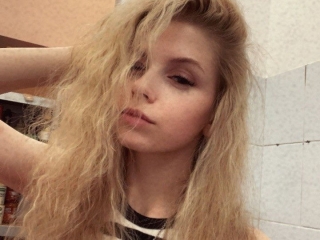 Webcam sex with Ravenbabydoll
