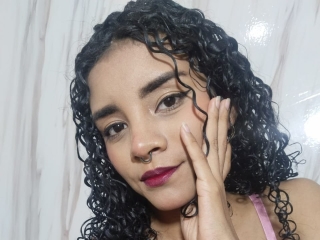 Sexo por webcam con Raylicurly