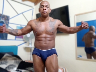 Raymond_Hot's Sexcam
