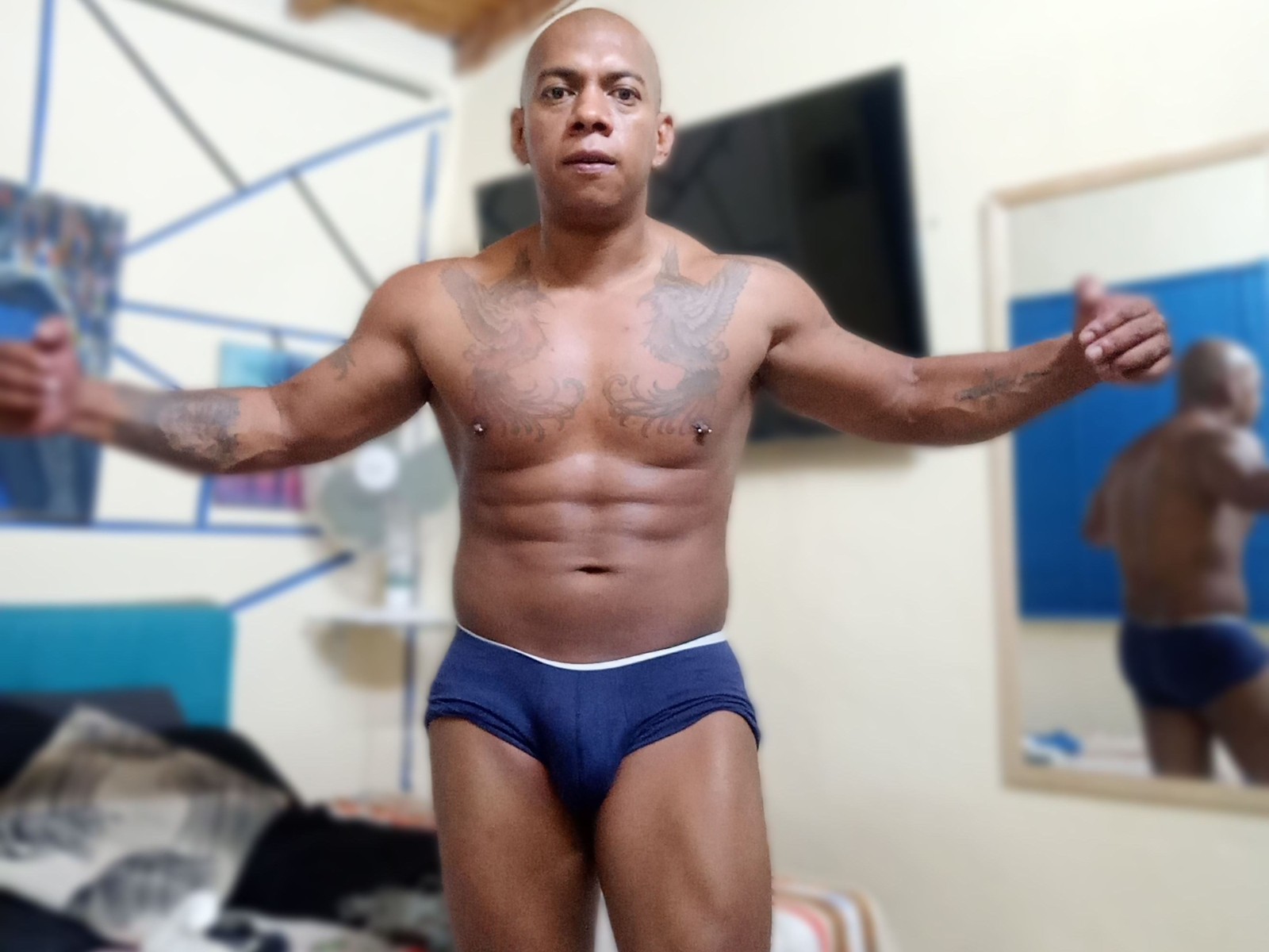 Raymond_Hot's profile - Image n°0