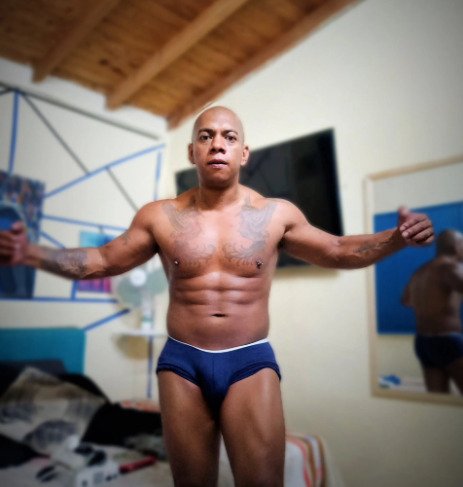 Raymond_Hot's profile - Image n°1