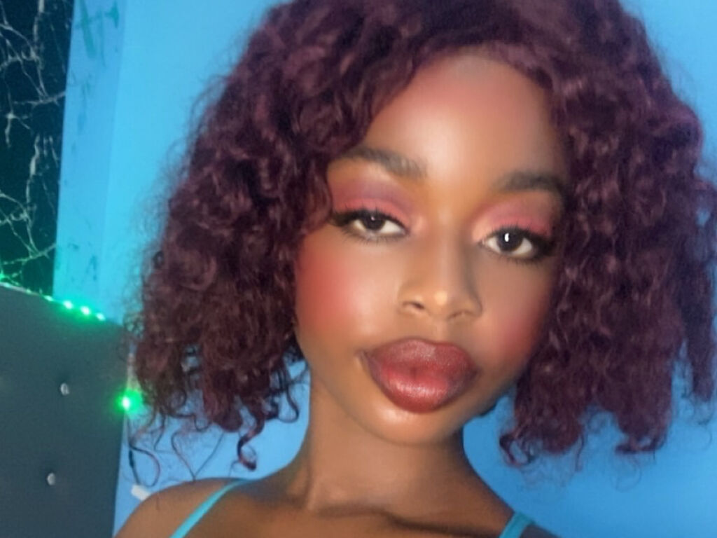 Profil de Realdemi - Photo n°1