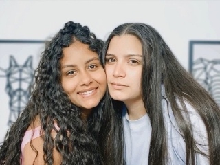 Sexcam Porn von Rebecaandcamila