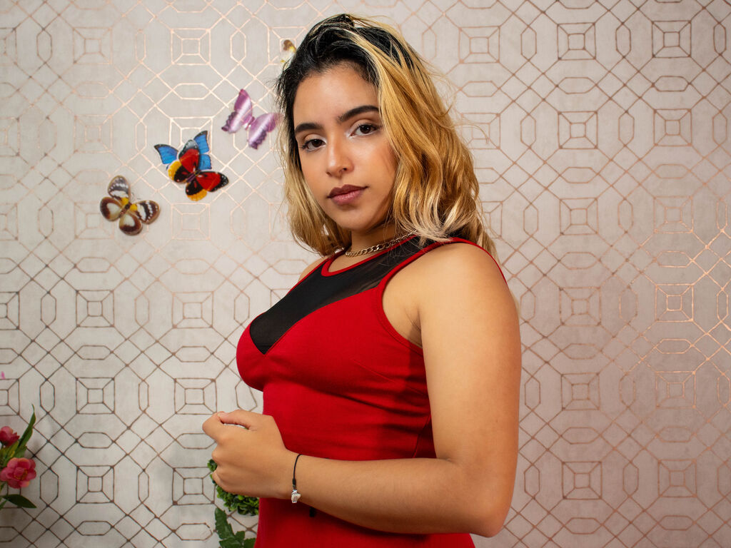Rebeccaconnor's profile - Image n°1
