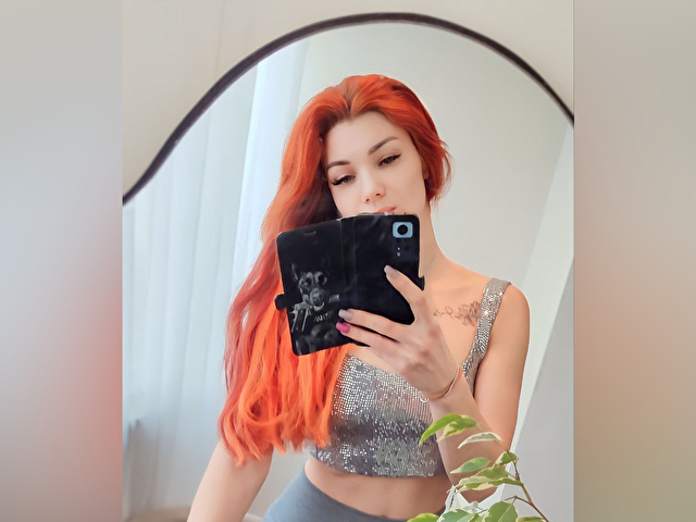 Rebeccagloss's profile - Image n°24