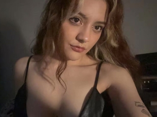 Sexo por webcam con Redmoonlightxoxo