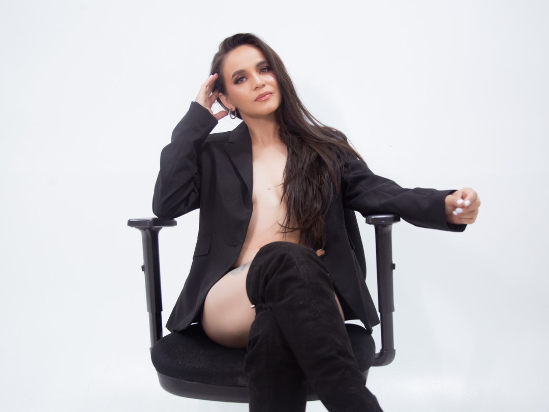 Reginabenet's profile - Image n°0