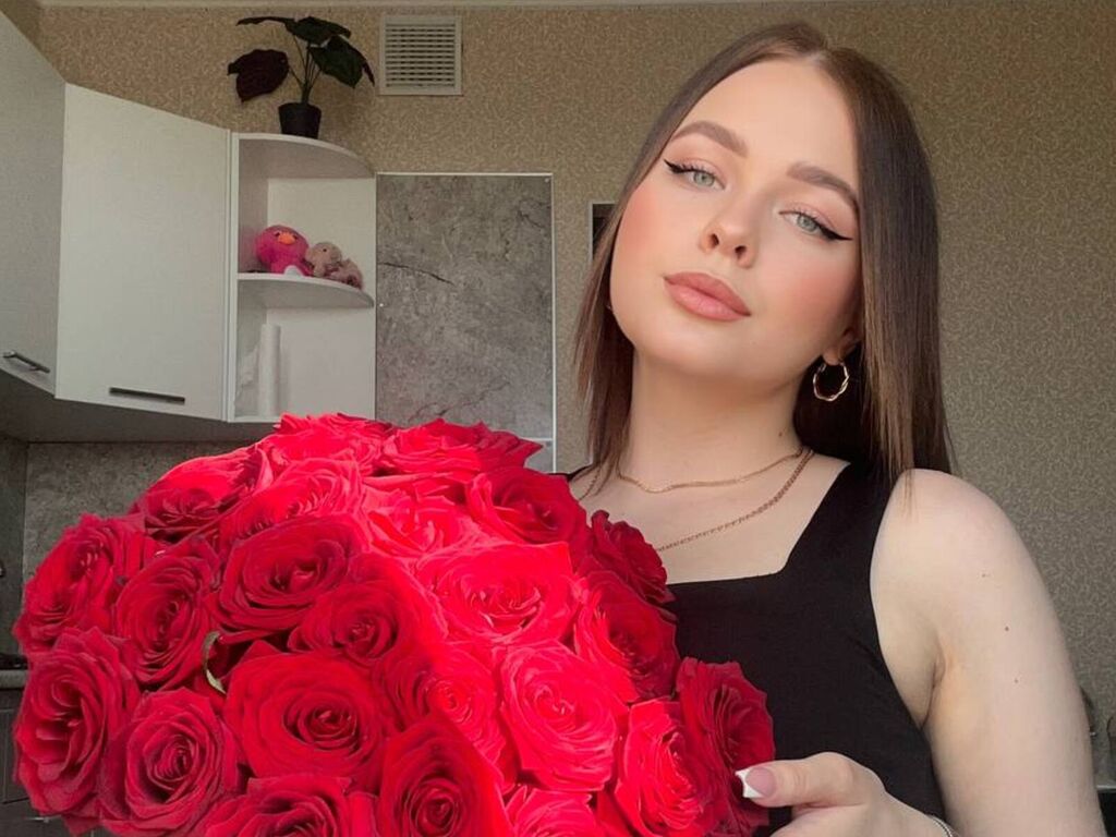 Reginacollins's profile - Image n°0