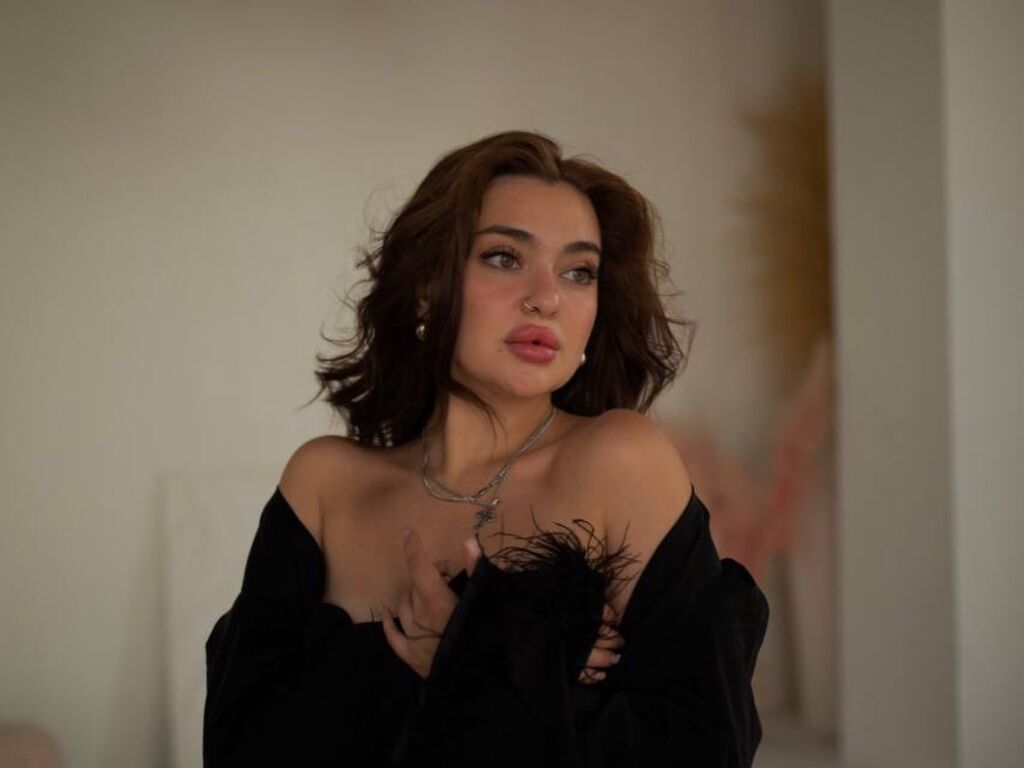 Rexanneashfield's profile - Image n°0
